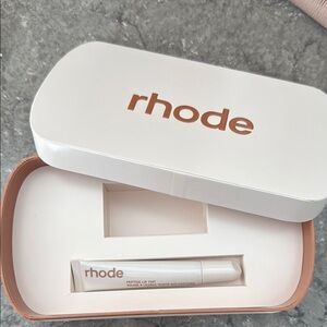 Rhode Peptide Cinnamon Roll Lip Tint